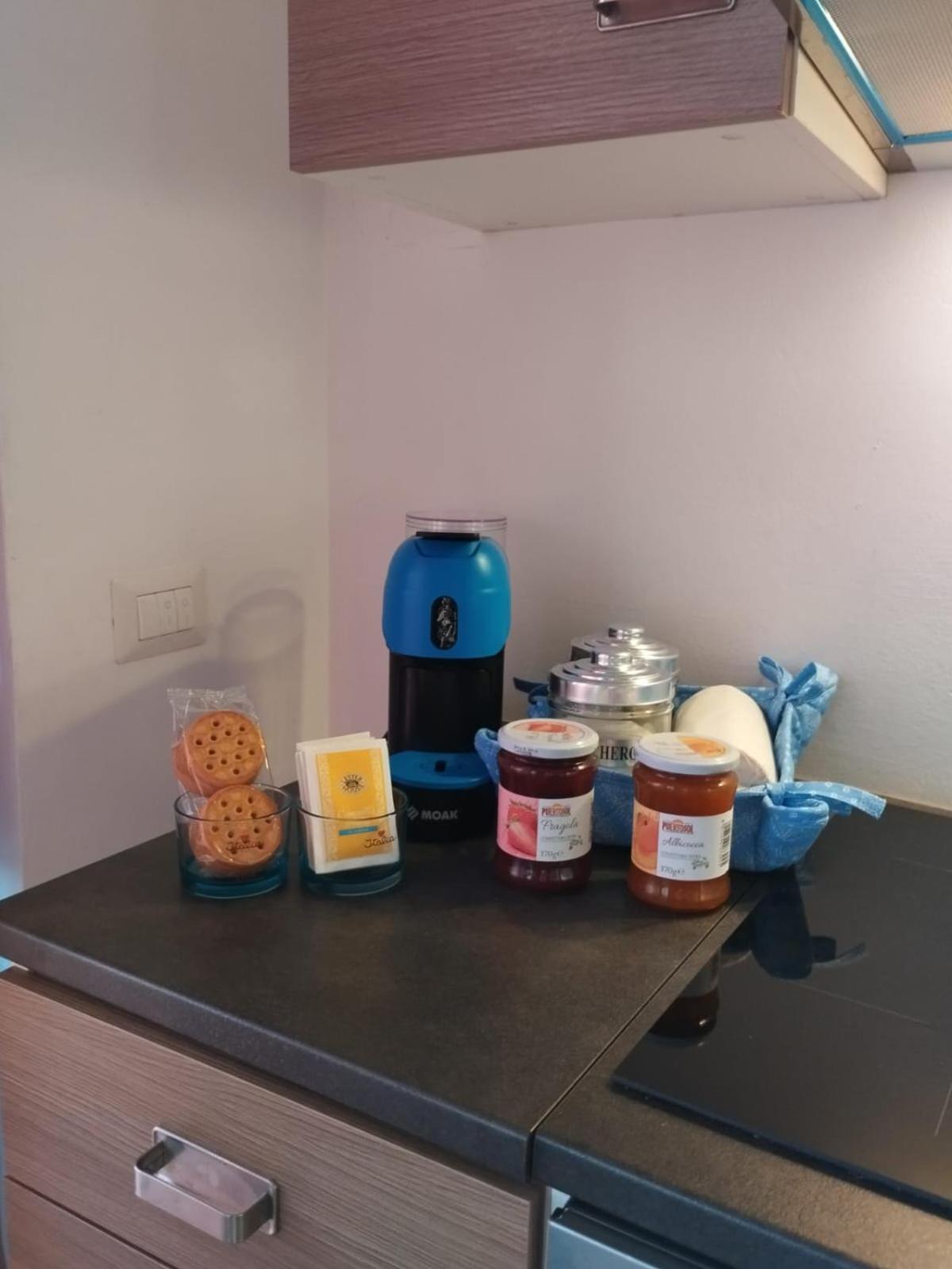 Attico Stella Apartment Бари Екстериор снимка